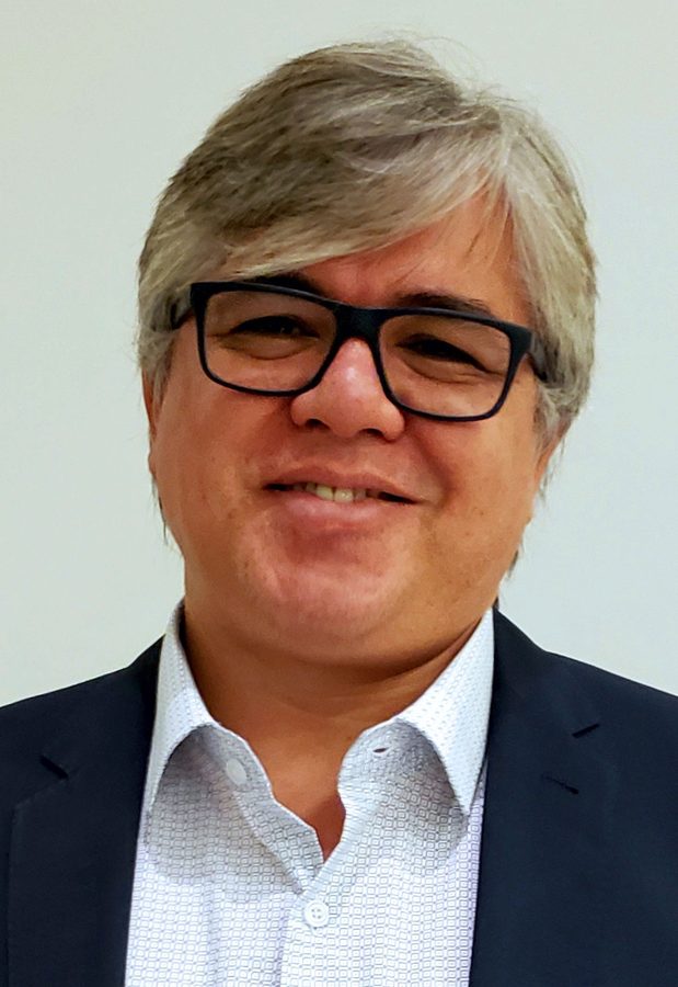 Dr. Cláudio Salgado