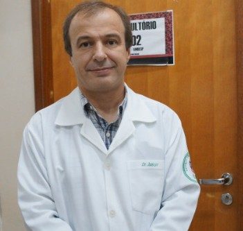 Dr. Jaison Barreto