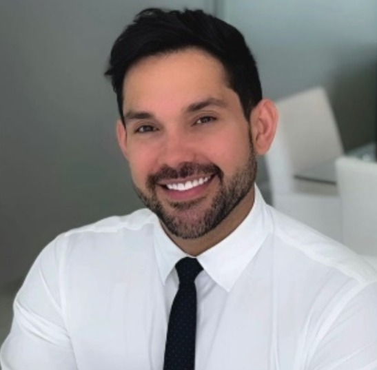 Dr. Paulo Turiel